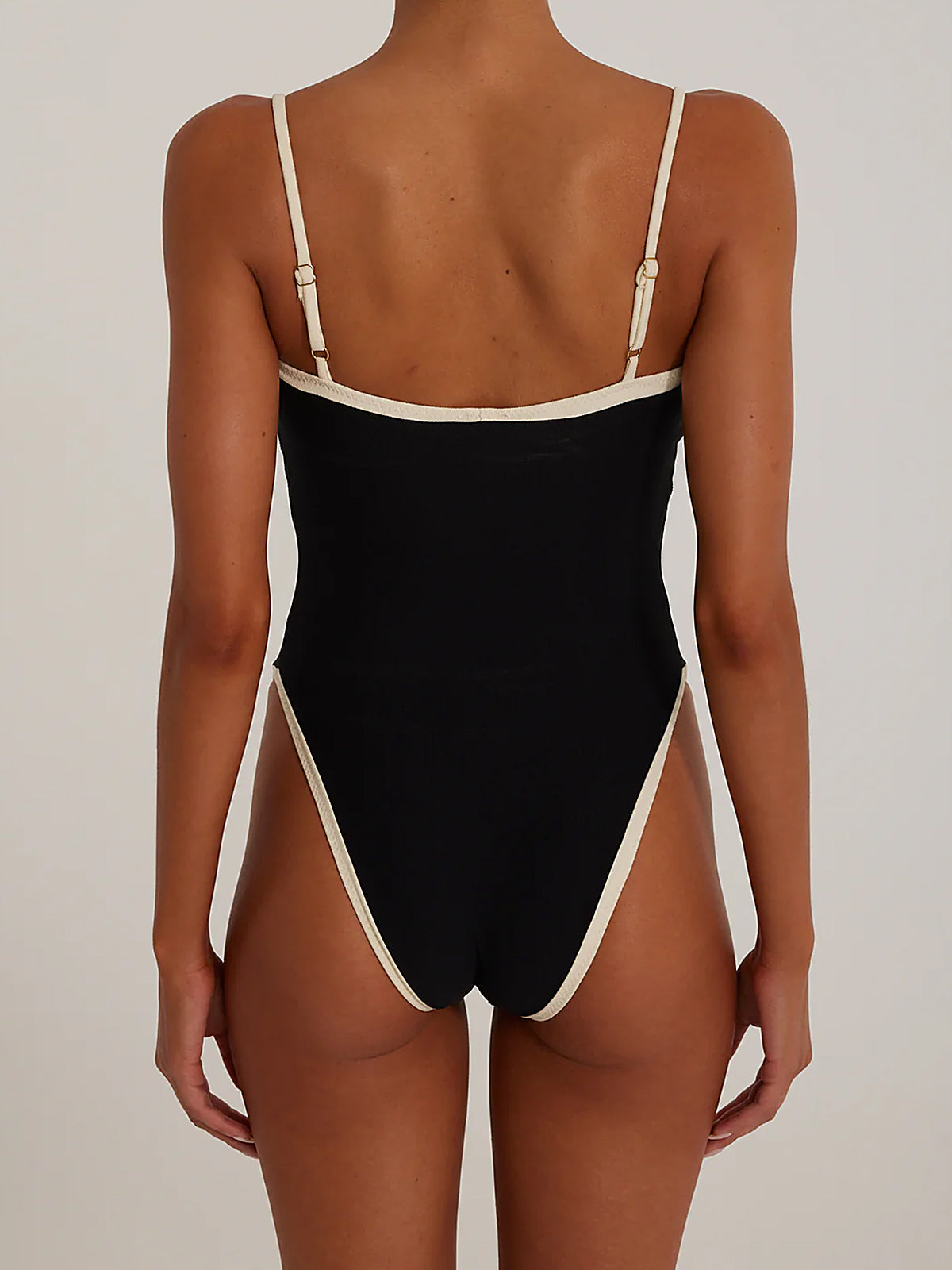 Chic Color Block High Cut Cheeky Square Neck One Piece Swimsuit