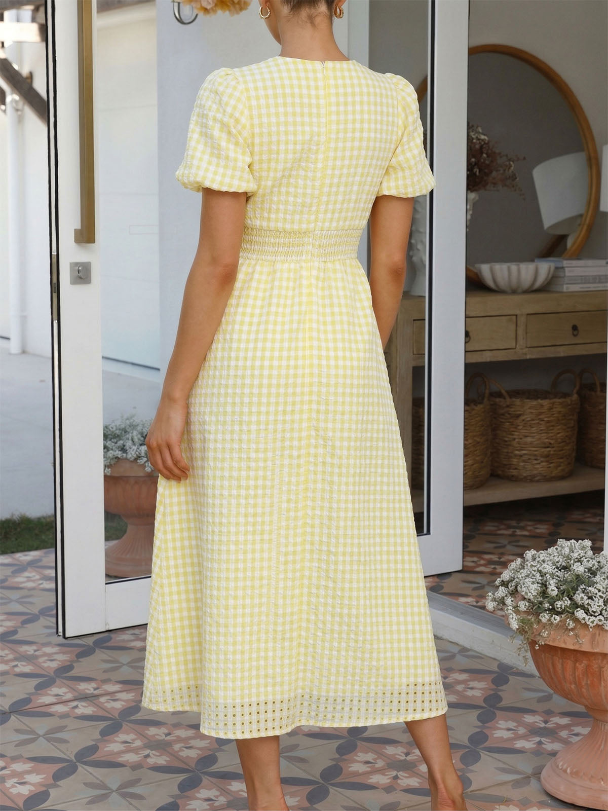 Elegant V Neck Ruched Waist Resort Seersucker Puff Sleeve Midi Dress